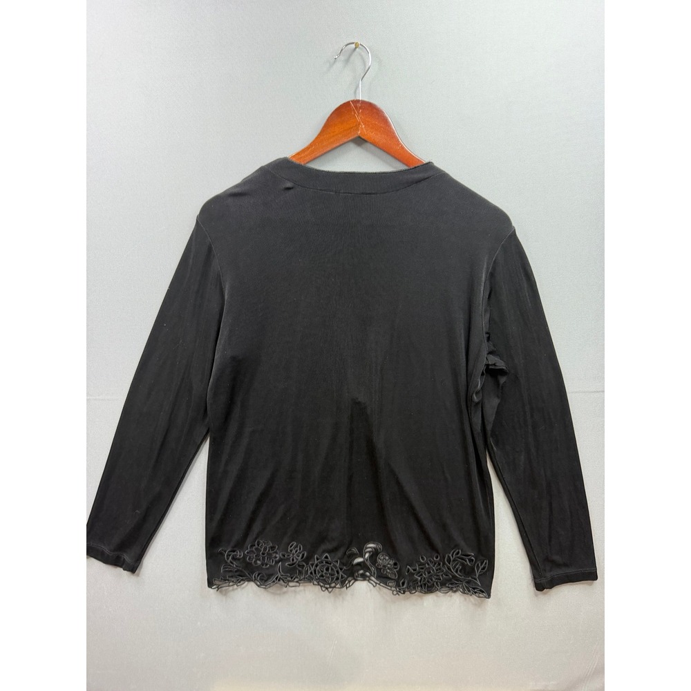 Chico's Travelers Cardigan Womens Black Crochet Lace Hem Hook Eye Size 1 M/L - Picture 5 of 6